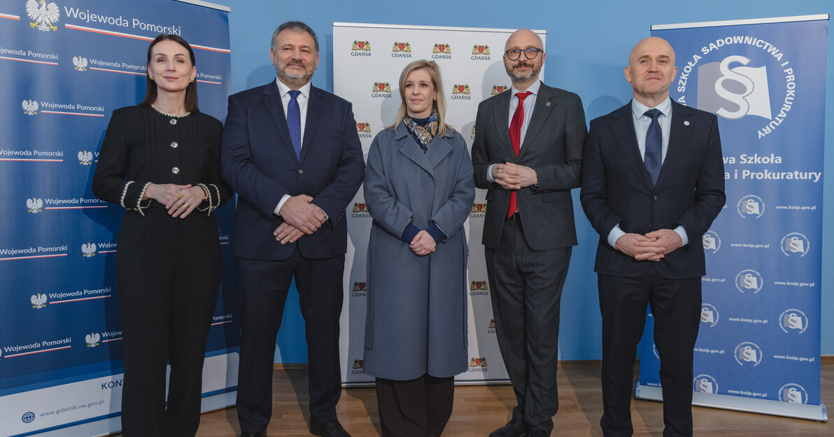 Przekazanie budynku Krajowej Szkole Sądownictwa i Prokuratury, fot  Dominik Paszliński (7)