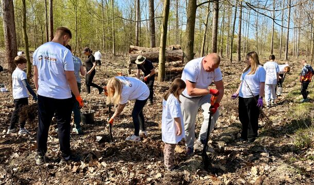 World Earth Day: KGHM volunteers planted thousands more trees at the Głogów Copper Smelter