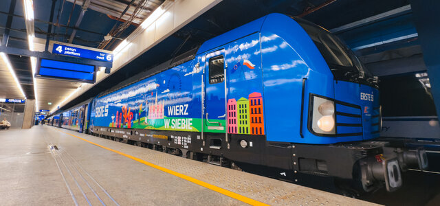 ERSTE Train - Dworzec Centralny Warsaw3
    