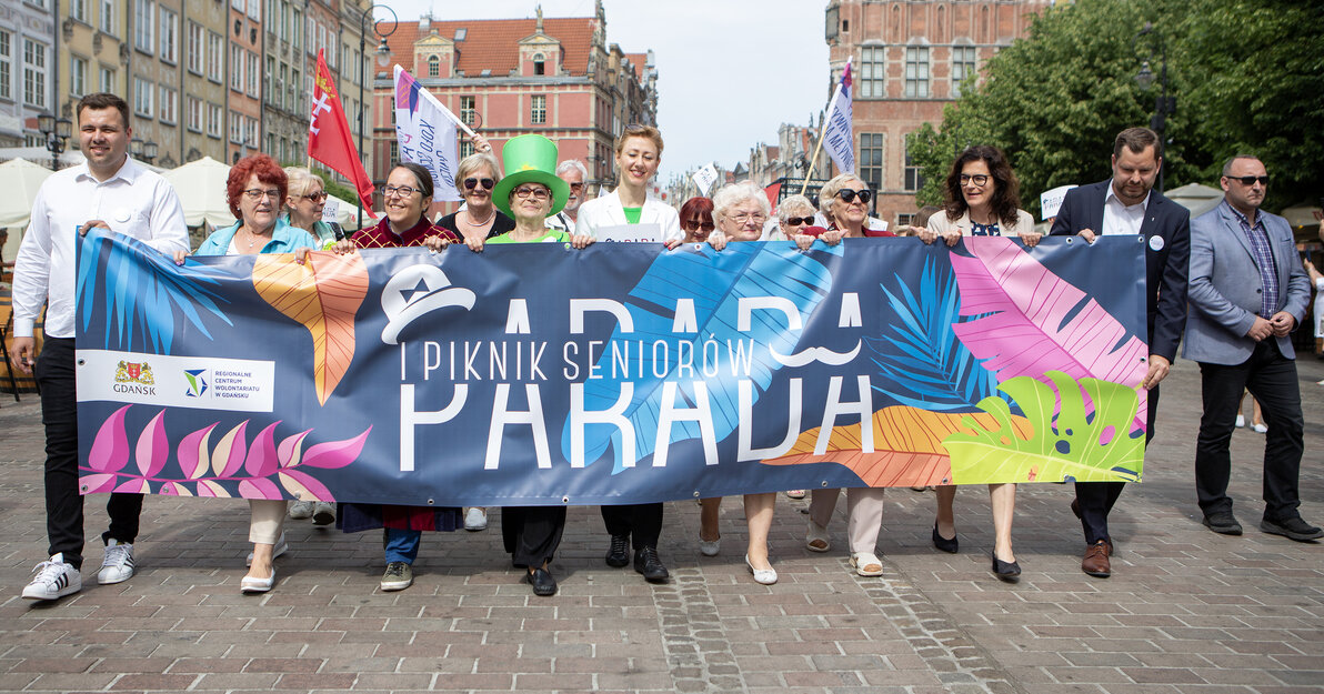 gcm-download-2500-20230614 parada-piknik-seniorow 020 20ddd601