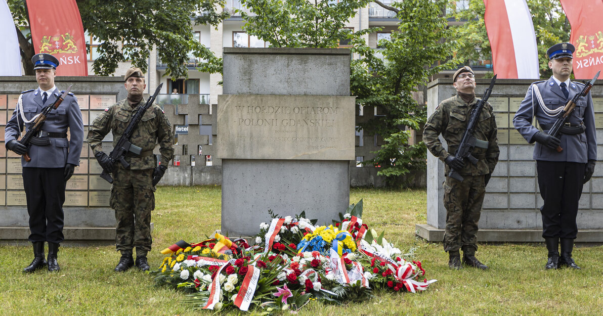 Dzień Pamięci Ofiar Niemieckich Nazistowskich Obozów Koncentracyjnych i Obozów Zagłady, fot  Piotr W