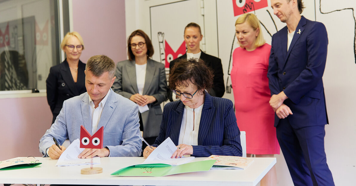 Podpisanie umowy na dokumentację projektową modernizacji Teatru Miniatura, fot  Jan Rusek (2)
