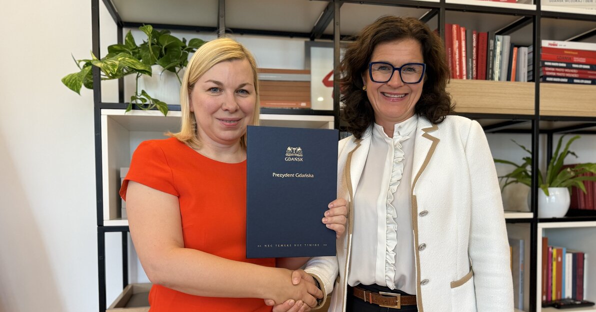 Celina Zboromirska-Bieńczak i prezydent Aleksandra Dulkiewicz, mat  pras (1)
