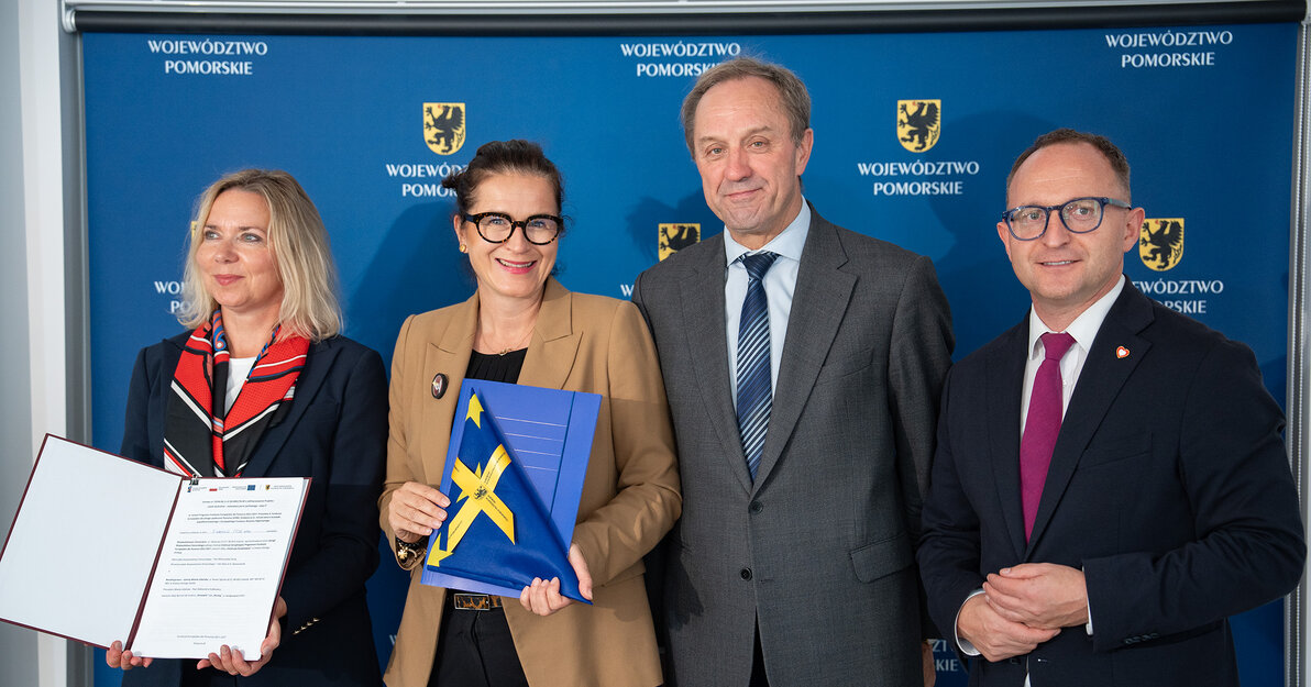 Podpisanie umowy na dofinansowanie rozbudowy mariny w Górkach Zachodnich (9)