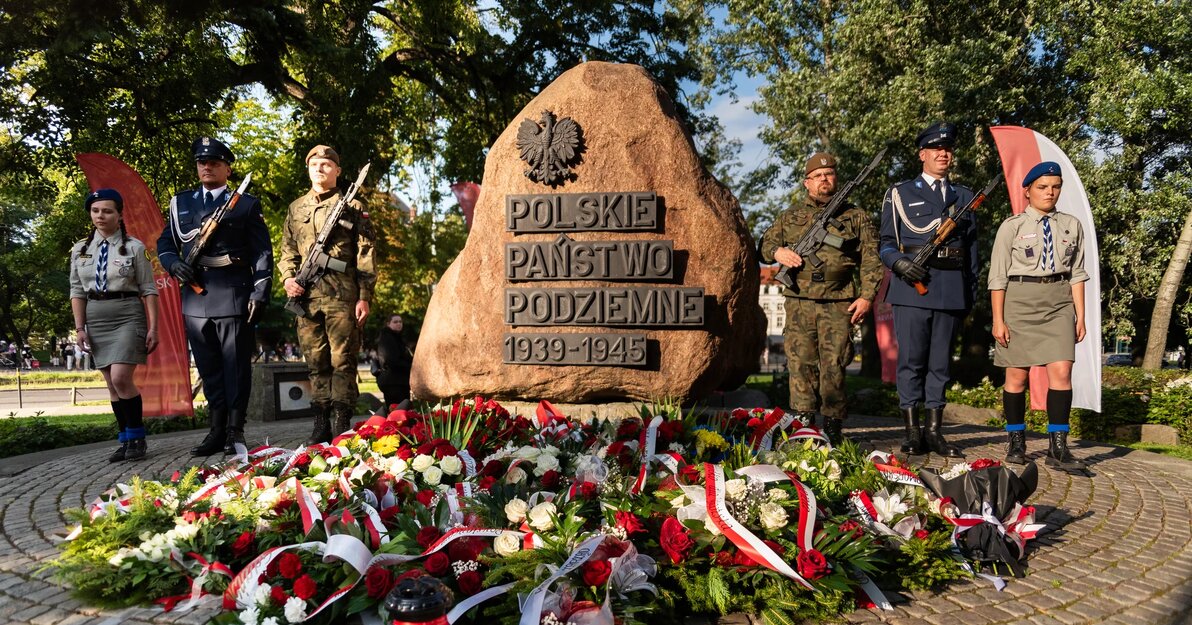 Pomnik Polskiego Państwa Podziemnego, fot  Rafał Kucharek