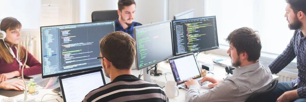 Nie koszty, lecz kultura organizacyjna hamuje wdrażanie nowych technologii_źródło Canva