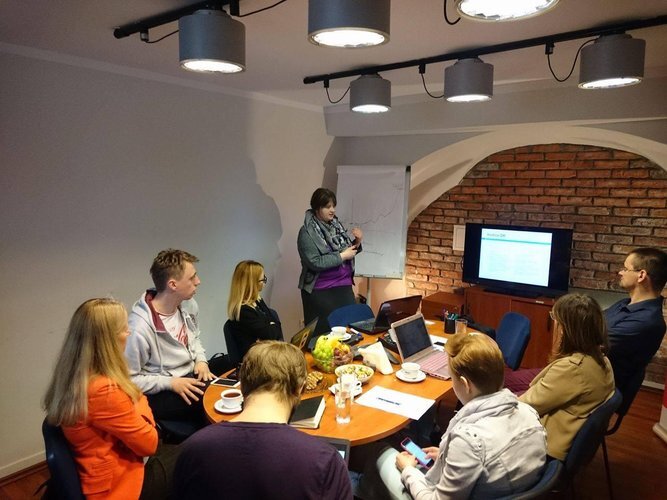Już 27 kwietnia organizujemy szkolenie “Wizerunek firmy w sieci: wideo, social media, analityka.” Ekspertki z netPR.pl wyjaśnią Wam jak skutecznie budować komunikacje z mediami i jak wykorzystywać wideo w PR.