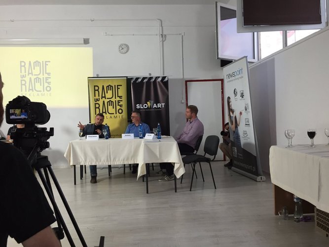 #RamieWRamieOReklamie Ciekawe czy opinia ekspertów pokryje się z reakcja internautów 😬 Niedługo się okaże 😜 https://t.co/NHbZWYKb10