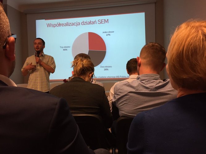 #marketingonline #sem Siedzimy, słuchamy i notujemy! Dzieki @IABPolska 😁👍😌🎓💻 https://t.co/CDmyYoDSs1