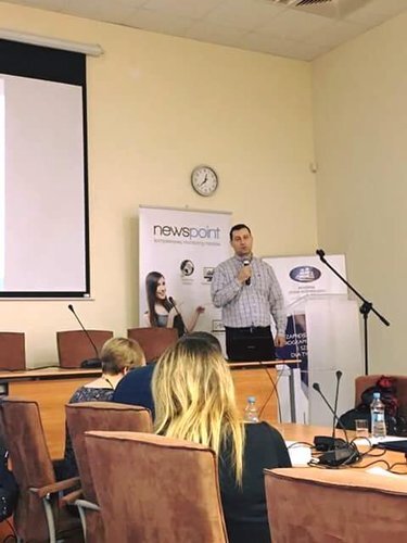 Dziś nasz CEO zdradza tajemnice social media podczas seminarium "Siła rekomendacji. Komunikacja nieformalna". Dziękujemy Akademia Leona Koźmińskiego - Kozminski University za zaproszenie! :)