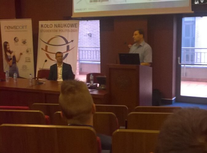 No i panel ekspercki. @RobertStalmach na  #UKSW #politykaanowemedia https://t.co/Wo0Ytwmoxj