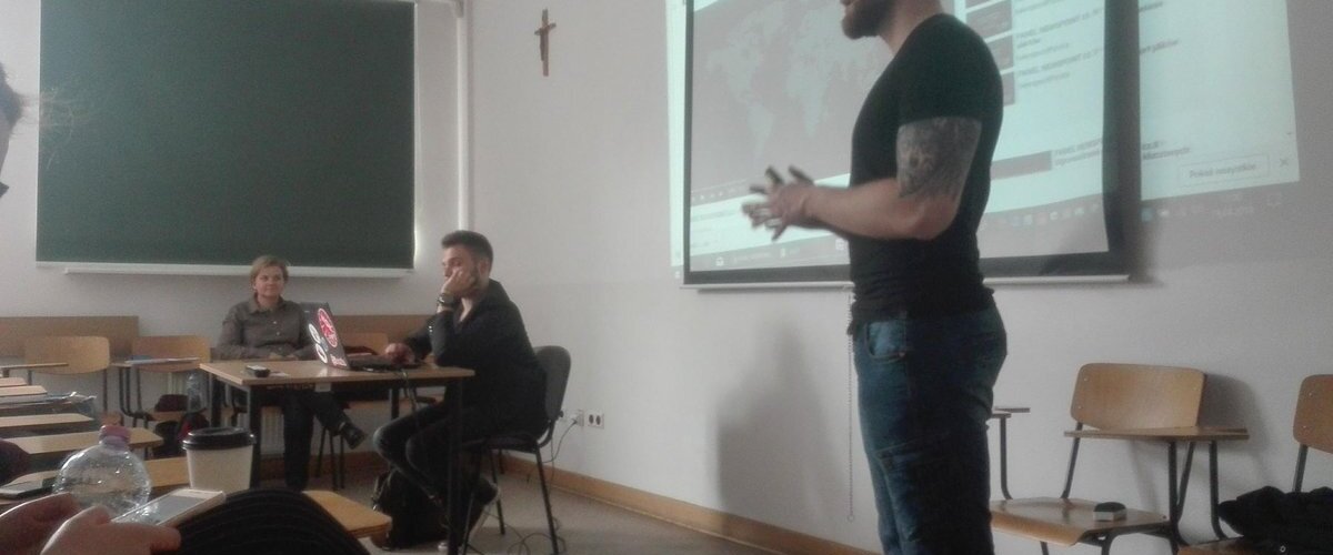 16 i 17 kwietnia mieliśmy przyjemność poprowadzić #wykłady dotyczące monitoringu mediów wśród studentów Instytut Edukacji Medialnej i Dziennikarstwa @UKSW_Warszawa. 😀👍👩‍🎓👨‍🎓
Dziękujemy za zaproszenie!
#MonitoringMediów #UKSW...