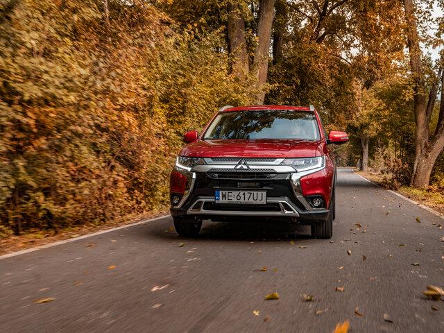 Mitsubishi_Outlander_2019_fot_PPorecki (3).jpg