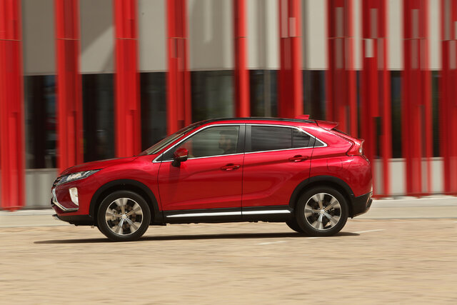 Mitsubishi_Eclipse_Cross_dynamiczne (1).jpg