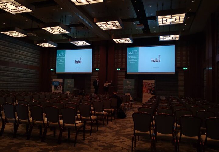 Kolejny sezon konferencyjny czas start! Ruszamy razem z IAB Polska 🔥
Pozdrawiamy z holetu Westin, gdzie wsłuchujemy się w eksperckie informacje z branży Retail 🛒
Pamiętajcie o naszej relacji z wydarzenia.