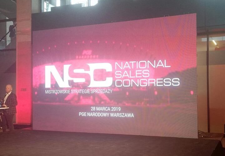 A czwartek spędzamy na PGE Narodowym, gdzie odbywa się Kongres NSC - National Sales Congress. 
Ogromne źródło wiedzy o skutecznej sprzedaży i zarządzaniu 😃