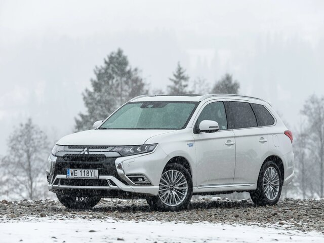 Mitsubishi Outlander PHEV, foto Paweł Poręcki