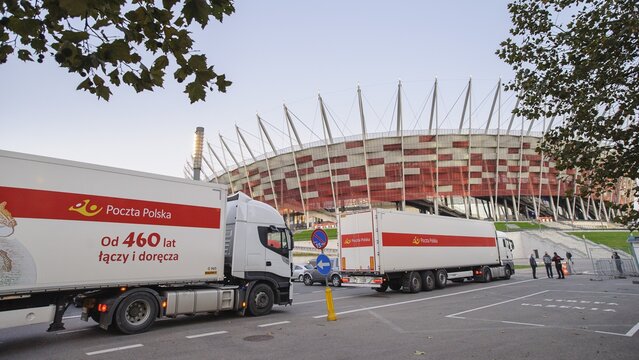 Wsparcie logistyczne Poczty Polskiej w walce ze skutkami powodzi 