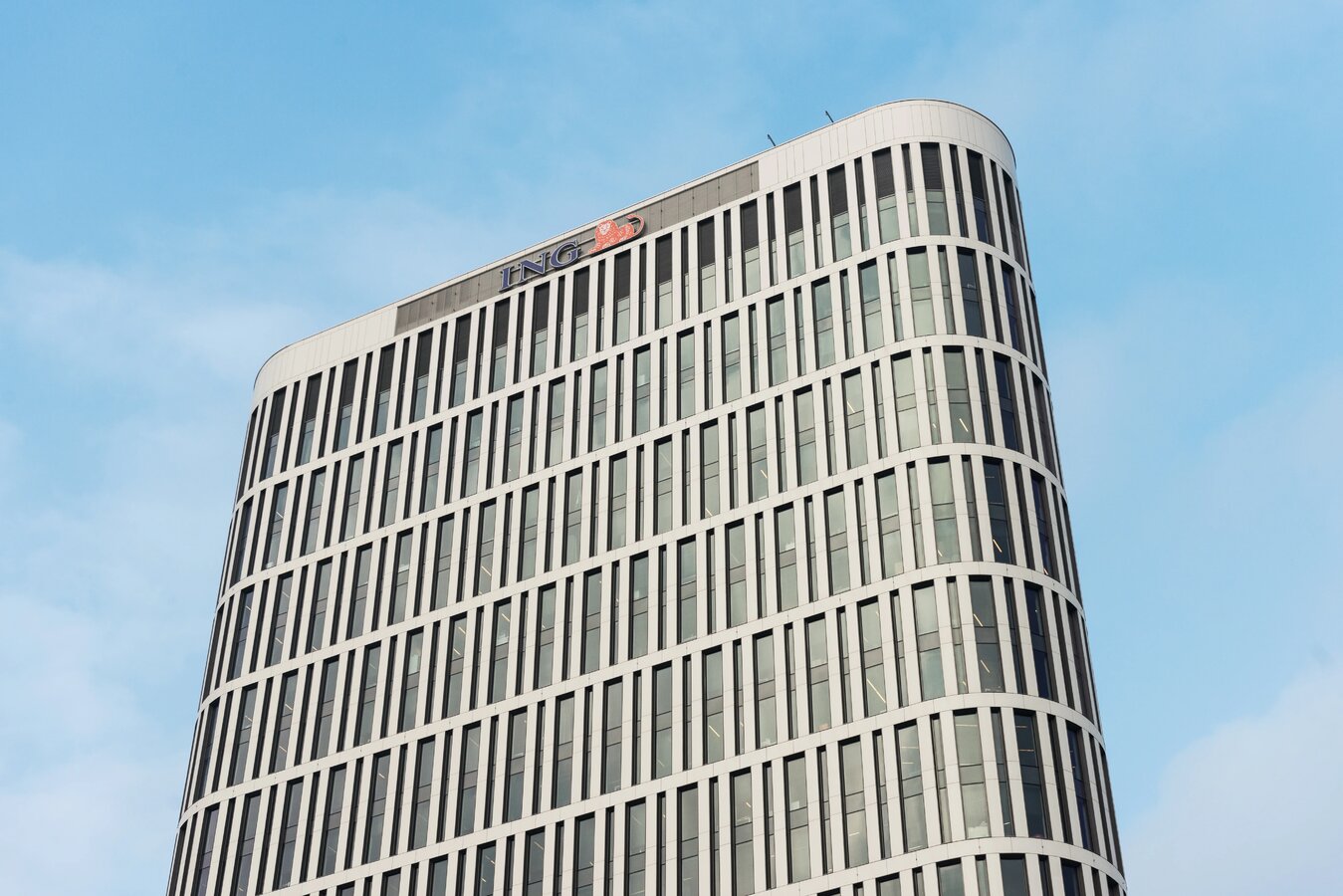 ING Lease (Polska) skraca przedsiębiorcom drogę do leasingu. Mogą sfinansować zakupy już od 1000 zł