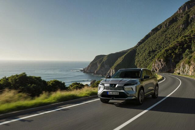 Eclipse Cross 013