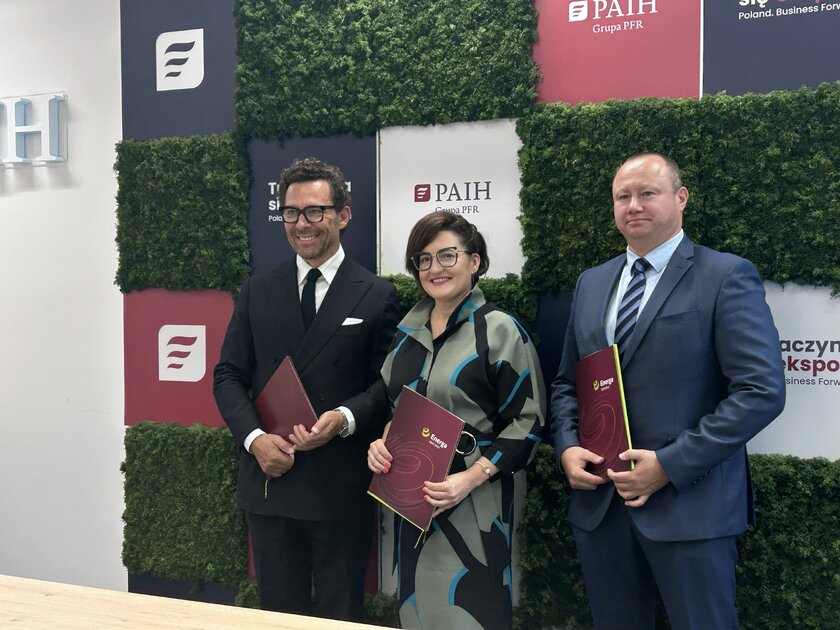 Więcej inwestycji dzięki energii z OZE. Energa-Operator i PAIH podpisały porozumienie
